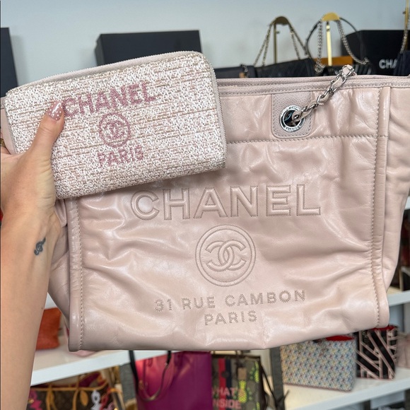 Chanel Light Pink Tote and Wallet Set - Picture 1 of 1